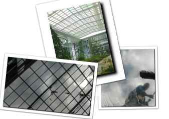 Fensterputzer, Glasreiniger bei der Glasdachreinigung bzw. Glasreinigung